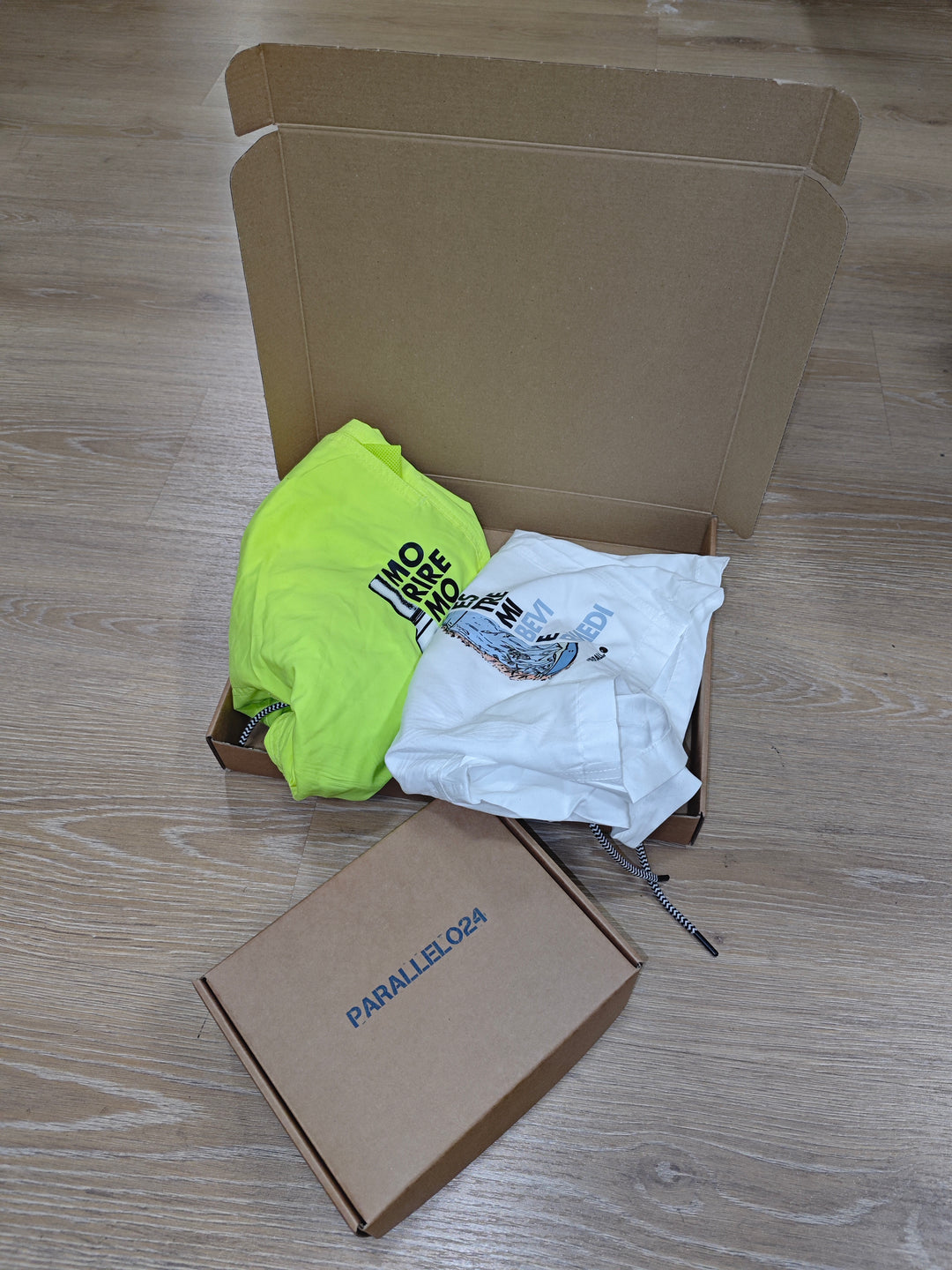 Mystery Box Costumi
